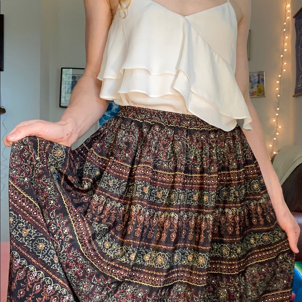 Leslie Fay Skirt Colorful and Comfortable